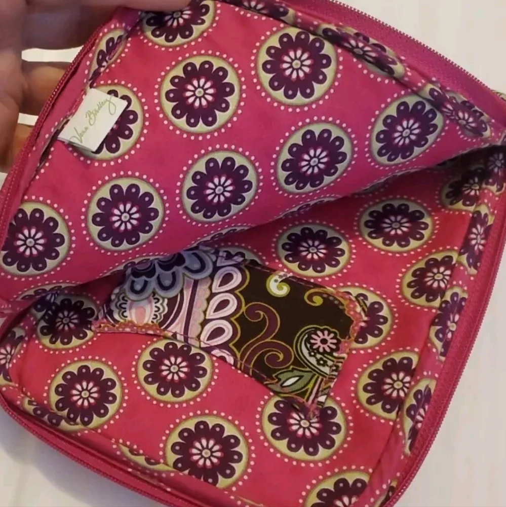 Vera Bradley stylish vera